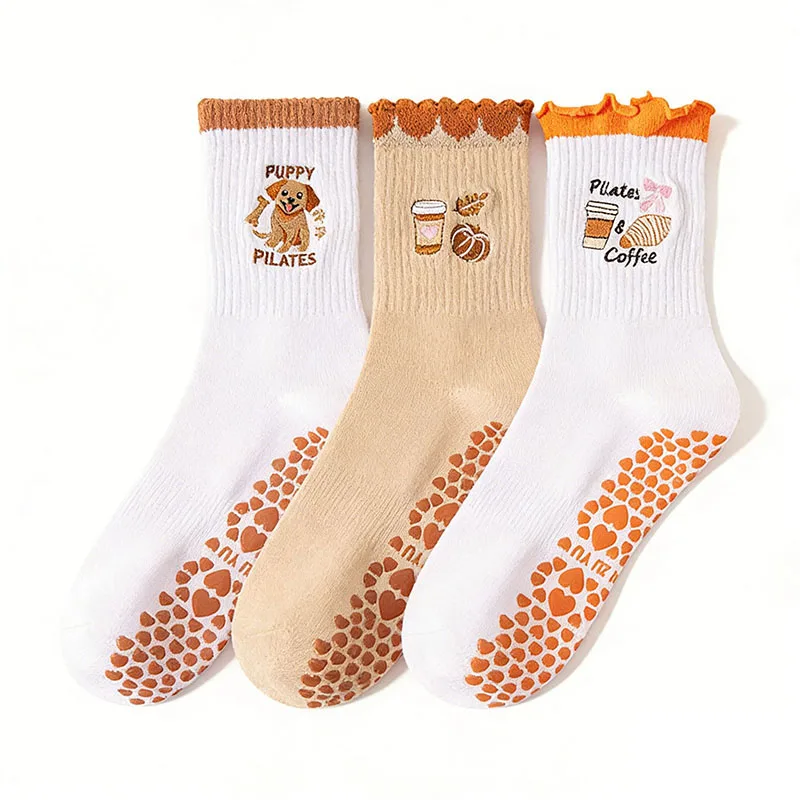 גרבי יוגה דוגמת לחם וקפה